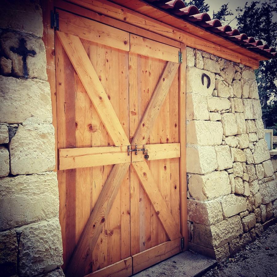 Tenuta Guarascio Bed & Breakfast Cavallino di Lecce Bagian luar foto